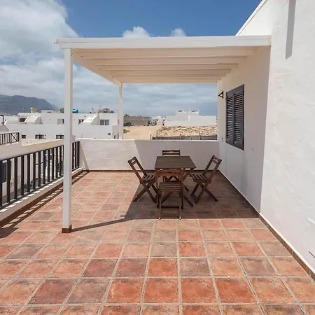 Lightbooking La Graciosa
