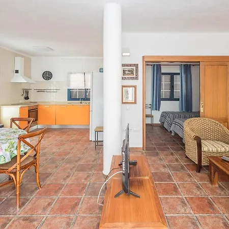 Guestready - La Graciosa Natural Paradise 招待所 3*
