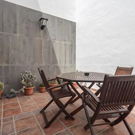 Pensionat Guestready - La Graciosa Natural Paradise