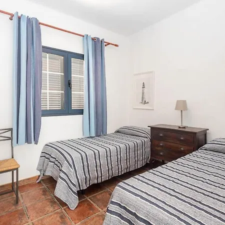 Pensionat Guestready - La Graciosa Natural Paradise