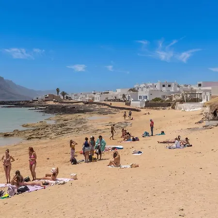 招待所 Guestready - La Graciosa Natural Paradise 塞博河畔卡莱塔